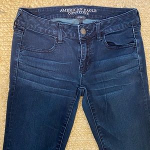AE low-rise jegging, size 6